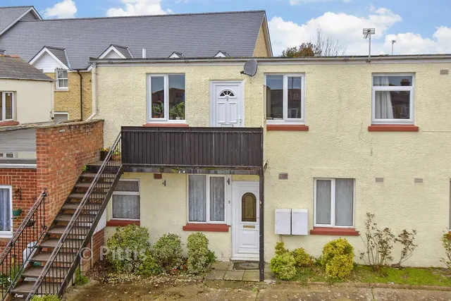 Leed Street, Sandown, PO36, photo 1