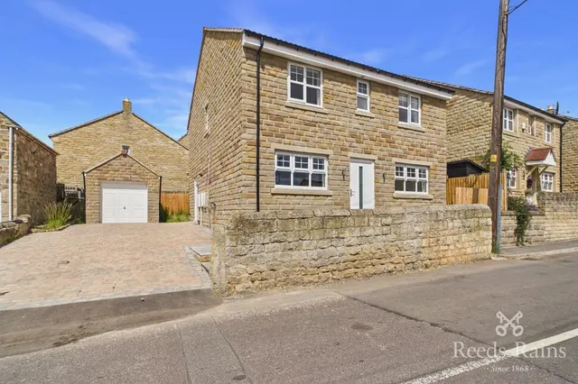 Main Street, North Anston, South Yorkshire, S25, photo 1