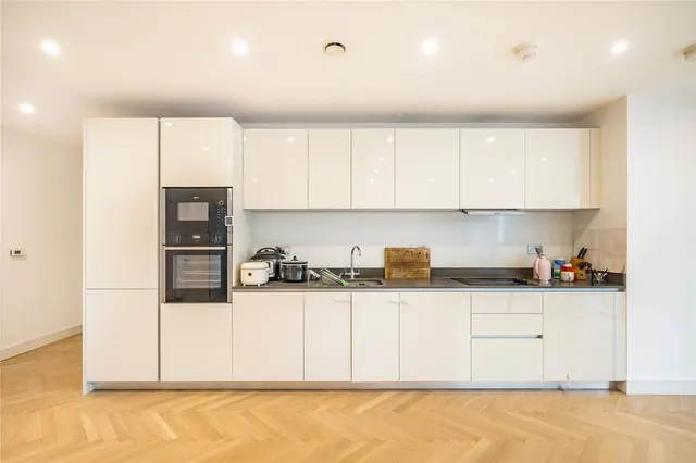 Photo 3 — Pegler Square, Kidbrooke Village, London, SE3 9GL