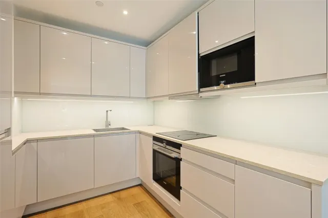 Thonrey Close, Colindale, NW9, photo 2