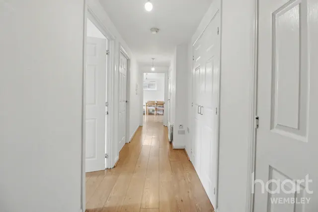 Wellspring Crescent, Wembley, HA9, photo 2
