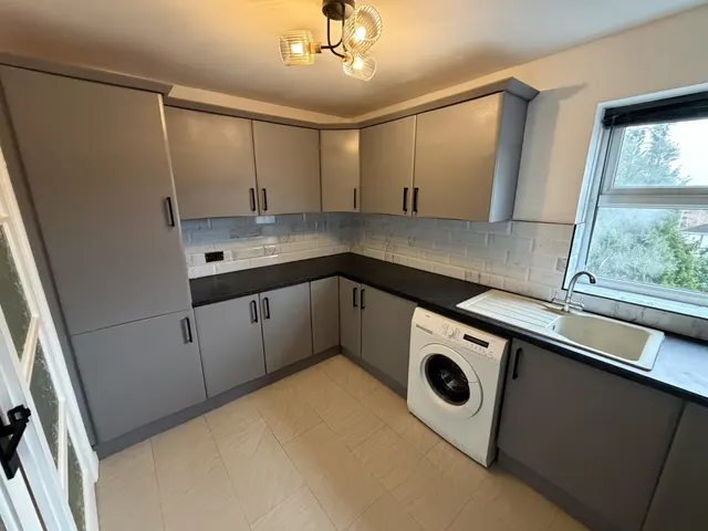 Belfry Court, Wakefield, WF1, photo 2