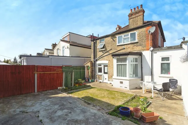 Photo 2 — Browning Road, London, E12