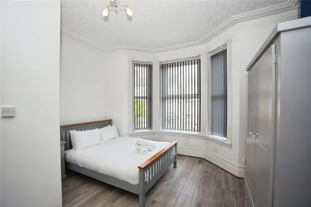 Risca Road, Newport, NP20, photo 1