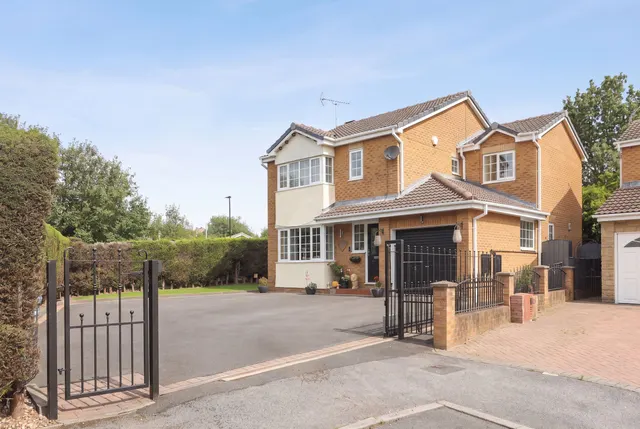 Stoneacre Drive, Sheffield, S12, photo 1