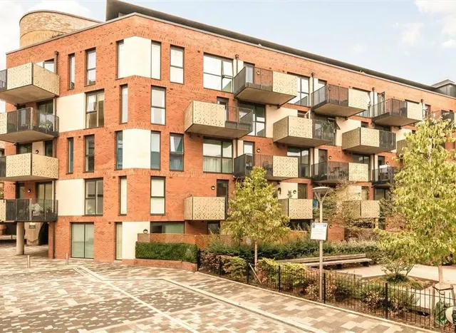 Danson Mews, Elephant & Castle, SE17, photo 2