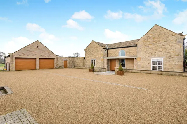 Brearton, Harrogate, North Yorkshire, HG3 3BX, photo 1