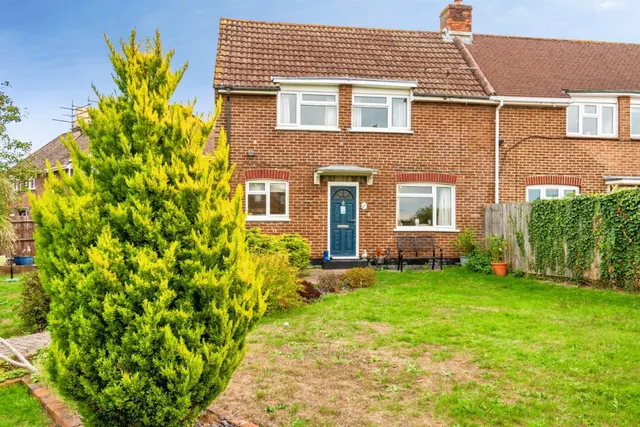 Rownhams Road, North Baddesley, SO52, photo 1