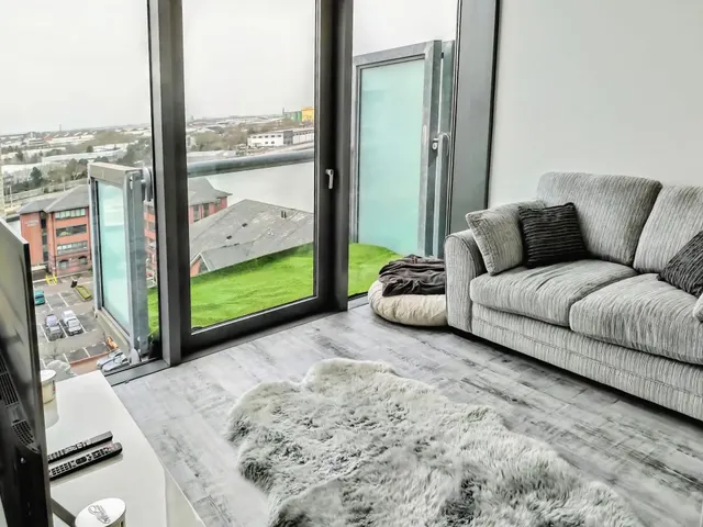 Clippers Quay, Salford Quays, M50, photo 2