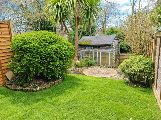 Photo 2 — Dukes Close, Petersfield, Hampshire, GU32