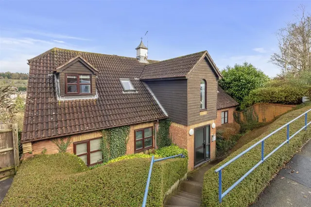 Gandon Vale, High Wycombe, HP13, photo 1