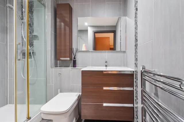 Western Beach Apartments, London, E16, photo 3