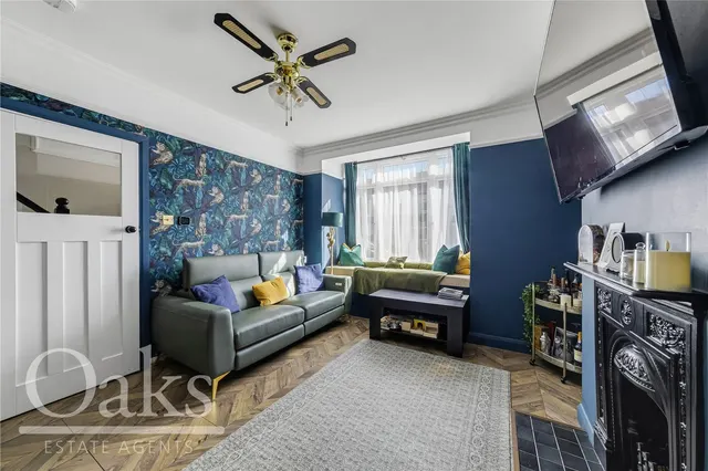 Eveline Road, Mitcham, CR4, photo 1