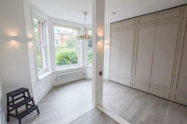 Cricklewood Lane, London, NW2 1HN, photo 1