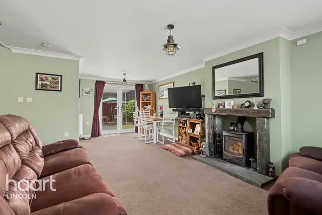 Brocklebank Close, Bassingham, LN5, photo 2