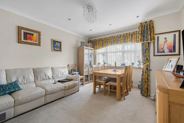 Howberry Road, Edgware, HA8, photo 3