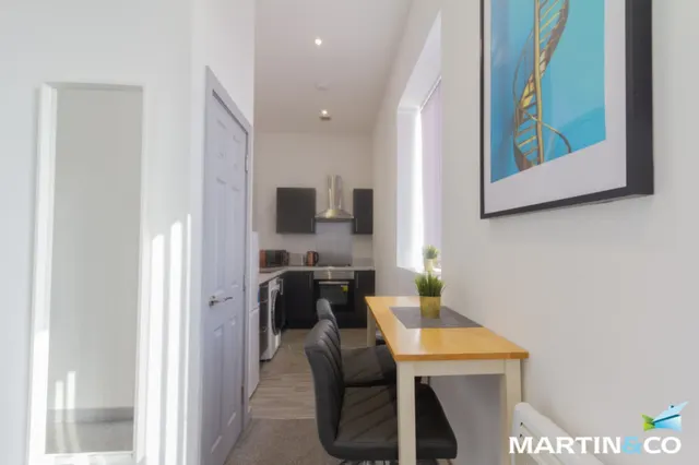 Photo 3 — Oak Court, Dudley Road, Brierley Hill, DY5