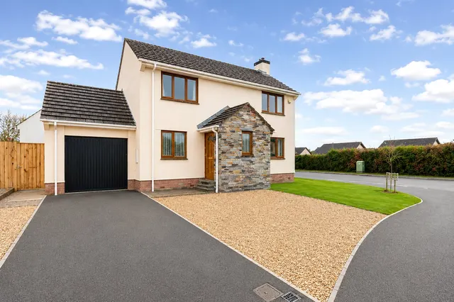 Magnolia Close, Barnstaple, EX32, photo 1