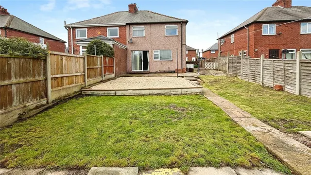 Strafford Street, Darton, S75, photo 2