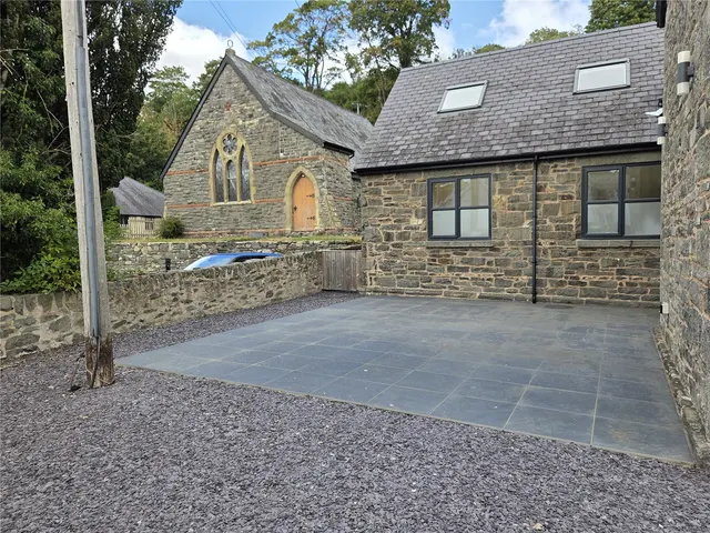 Back Chapel Street, Llanrhaeadr Ym Mochnant, photo 2
