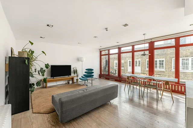 Curtain Road, London, EC2A, photo 2