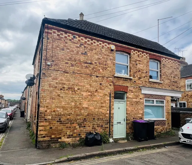 Bentley Street, STAMFORD, photo 1