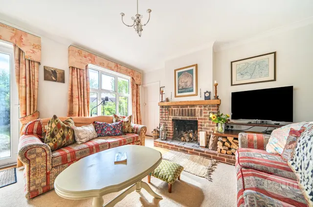 Torberry Drive, Petersfield, GU31, photo 2