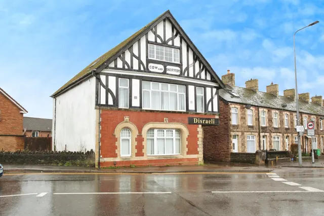 Gabalfa Road, Cardiff, photo 1