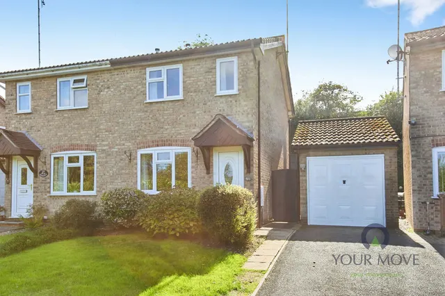 Cricketers Close, Burton-on-Trent, DE15, photo 1