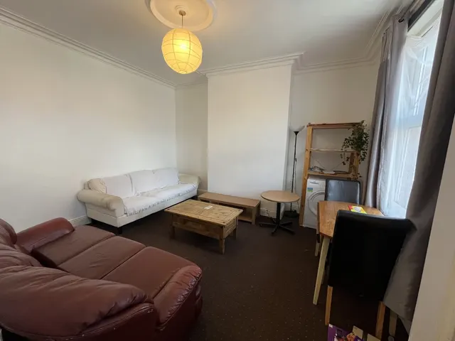 Pearson Avenue, Leeds, LS6, photo 2