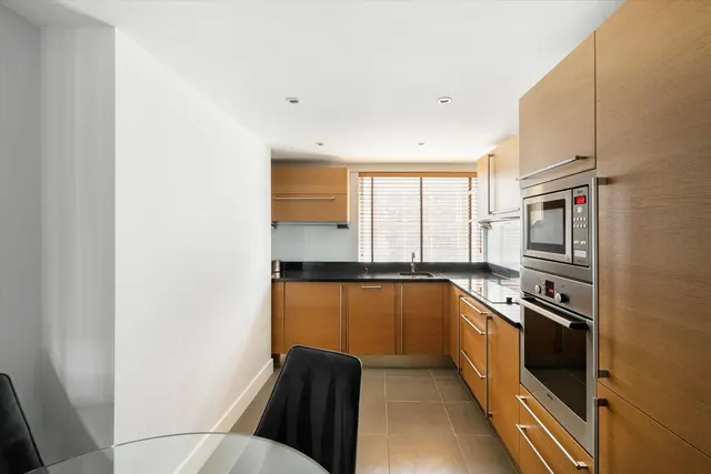 Kings Road, London, SW3, photo 2