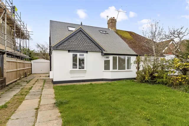 Sunningdale Road, Worthing, photo 1
