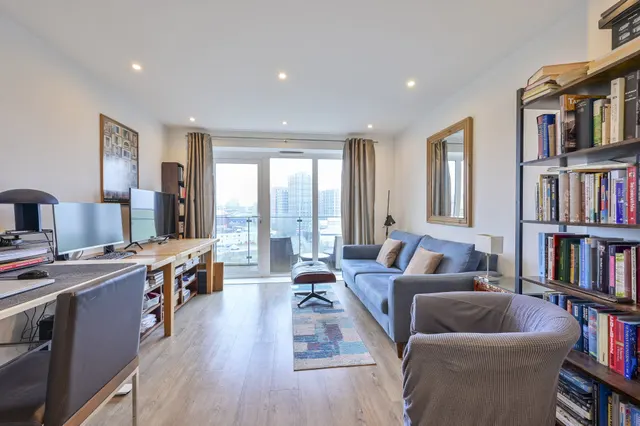 50 Kennet House, 8 Enterprise Way, London, photo 1