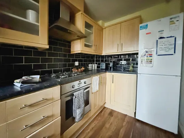 Rothwell Close, St. Georges, TF2, photo 2
