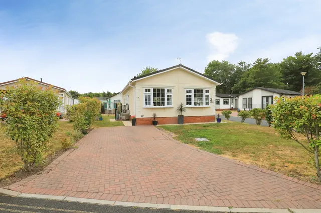 Oxley Moor Road, Oxley, WV10, photo 1