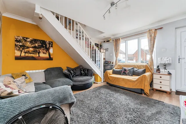 Kestrel Close, Bury St. Edmunds, IP28, photo 2