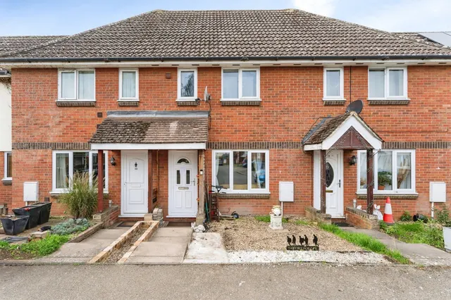 Kestrel Close, Bury St. Edmunds, IP28, photo 1