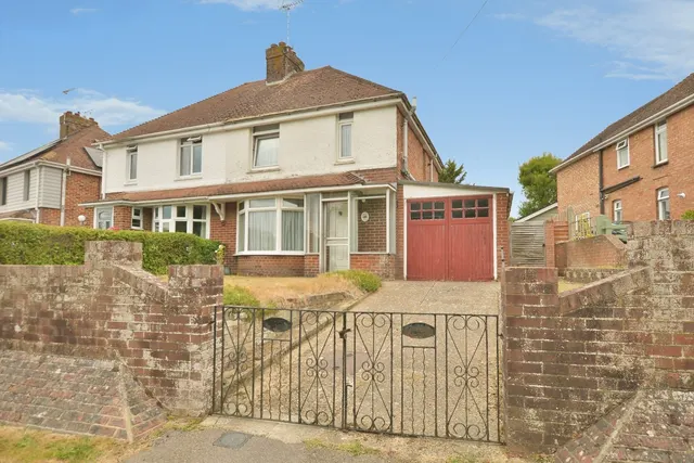 Bentley Road, Willesborough, TN24, photo 1