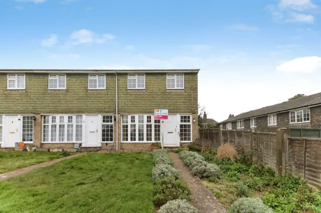 Quebec Close, Bexhill-On-Sea, TN39, photo 1