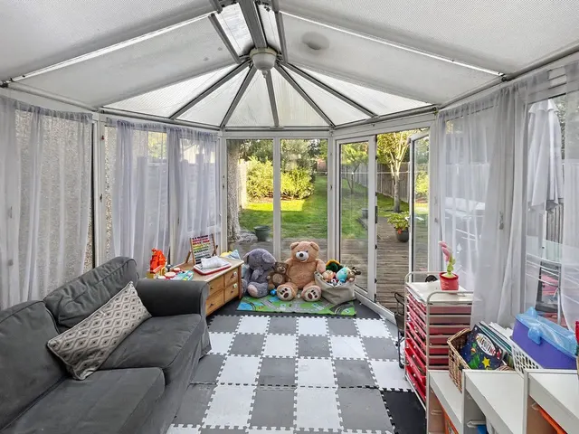 Totteridge Road, High Wycombe, HP13, photo 3