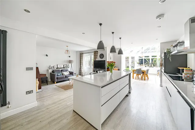 Photo 2 — Ormond Avenue, Hampton, TW12 2RT