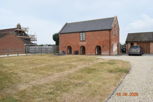 Southwick Road, Mark, TA9, photo 2