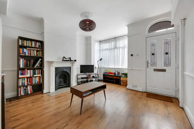 Brookscroft Road, Walthamstow, E17, photo 2