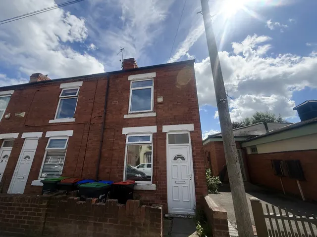 Vernon Road, Kirkby-in-Ashfield, NG17, photo 1