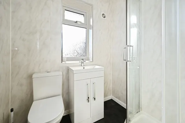 Photo 3 — Stanton Place, Mansfield, Nottinghamshire, NG18