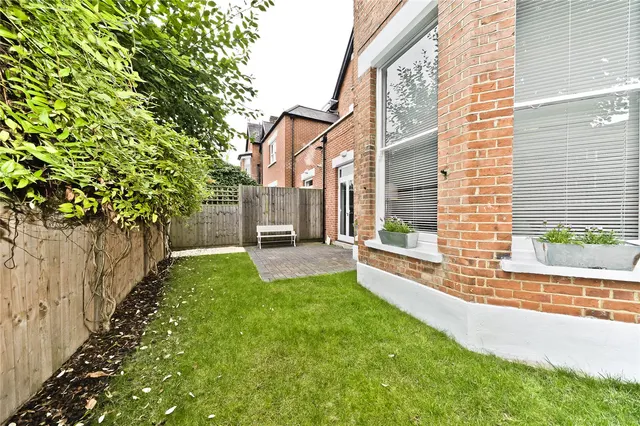 Kew Road, Kew, TW9, photo 2