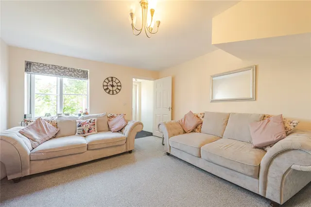 Photo 2 — Lancaster Way, Whitnash, Leamington Spa, Warwickshire, CV31