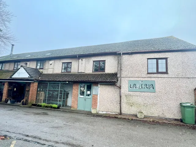 High Street, Burton Latimer, NN15, photo 1