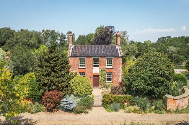 Impressive Grade II Listed Period Cou, photo 1