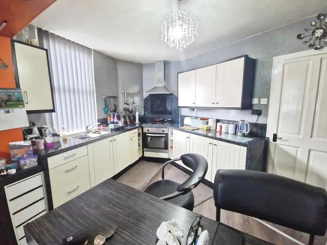 Cleggs Lane, Little Hulton, M38, photo 3